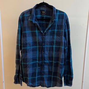 ⚡️FINAL CALL⚡️OAKLEY BUTTON DOWN